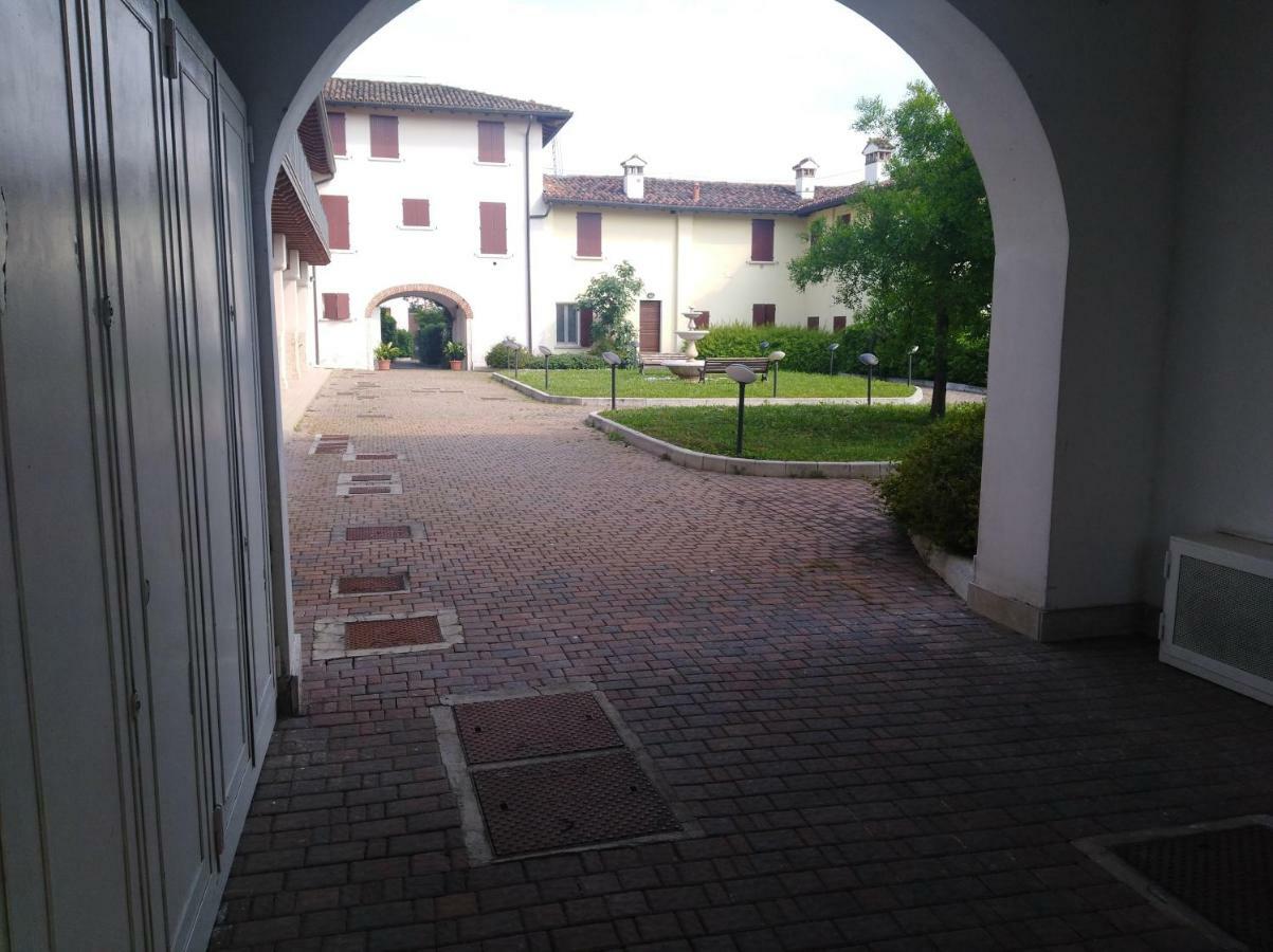 Vila 100% Design Desenzano del Garda Exteriér fotografie