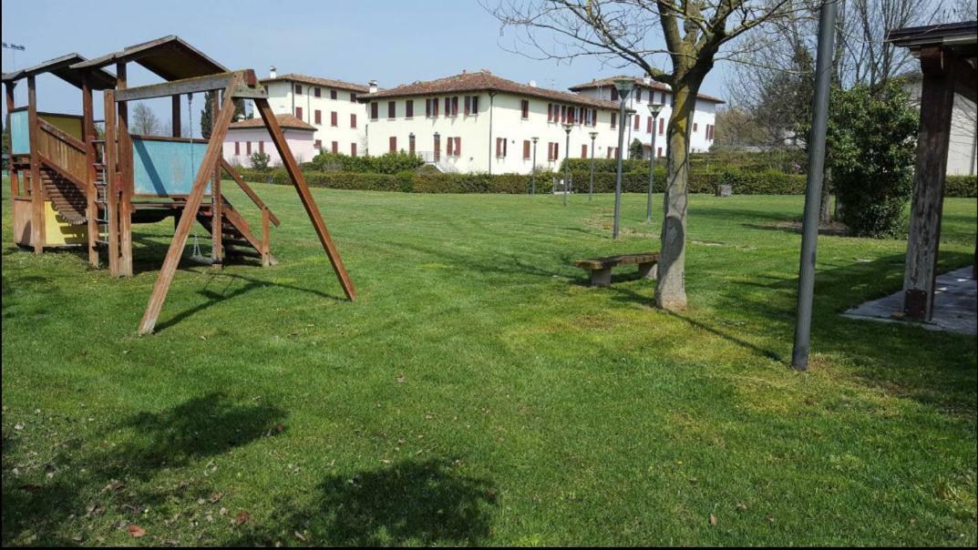 Vila 100% Design Desenzano del Garda Exteriér fotografie